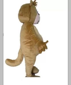 2024 MASCOT COSTUME FACTORY CALDO NUOVO un piccolo costume da mascotte scoiattolo marrone con una piccola bocca per adulto