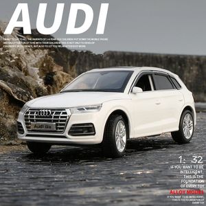 Diecast Model 1 32 Audi Q5 SUV Alloy Car Diecasts Metal Toy Vehicles Simulation Sound and Light Collection Childrens Gifts 230821