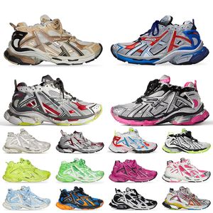 2024 New Women Women Mens Track Runners 7 7.0 Sapatos casuais Designer couro branco grátis preto prata prata rosa nylon malha tênis tênis de graffiti escuro