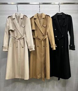 Women's Trench Coats The Coat Is Stylish And Atmospheric