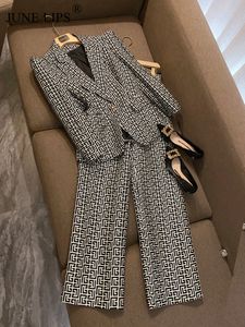 Ternos femininos Blazers June Lips Brand High Women Women Borderyer Padrão Longo Blazer Elegante Defesa de Designer Suits Wholesale XS-3XL 230821