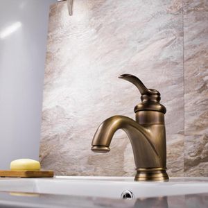 Rubinetti del lavandino del bagno vintage a bacino oro di lusso a base singola maniglia a un foro accessori per rubinetti in rame.