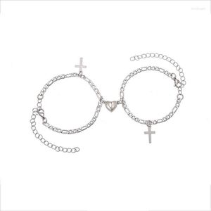 Charm Armbänder 2pcs/Set herzförmige Magnetattraktion Armband für Paare Edelstahl Kuba Kette Herren- und Frauenschmuck