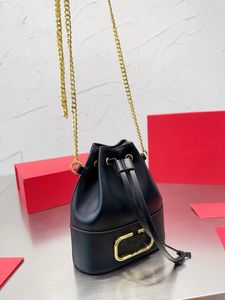 2023 Ny Bucket Bag Mini Chain Bag Design Bag Type Patent Leather Multi-färg Fashion Retro Matchning Box Mobiltelefon Bag Wallet Cosmetic Bag Ladies First Choice