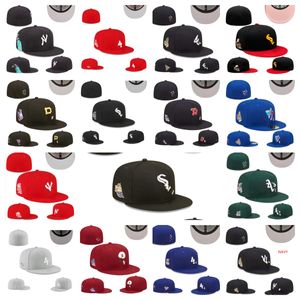 Heißtonte Hats Designer Größe Hut Snapbacks Ball Cap Men Verstellbare Fußballkappen Alle Team-Logo Outdoor Sport Stickerei Flex geschlossene Sonne Mesh Beanies Flex Cap Größe 7-8