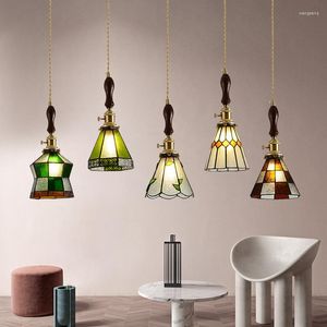 Kronleuchter Vintage -Anhänger Leuchten befleckte Glaslampenschatten Hängende Lampen für Decken Esszimmer Schlafzimmer Küche Insel Hängebleuder Leuchte Leuchte Leuchte Leuchte Leuchte Leuchte Leuchte Leuchte