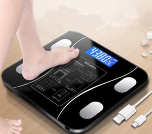 Körpergewichtskalen Smart Fitness -Kompositionen Health Analyzer mit Smartphone App Scale USB wiederaufladbare Wireless Digital 230821