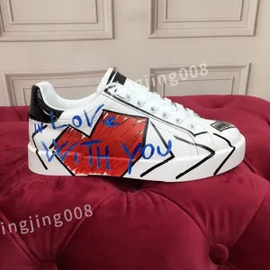 Yeni Sıcak Lüks Tasarımcı Erkek Kadın Spor ayakkabılar gündelik ayakkabılar platformu Vintage Black Beyaz Pembe Beigesports Nefes Alabilir Eğitmenler Erkek Ayakkabı HC210805 VICE35-45