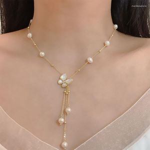 Collane a pendente collana naturale catena di perle d'acqua dolce donna farfalla gioielli di moda per la moda regalo 2023 stile cn041