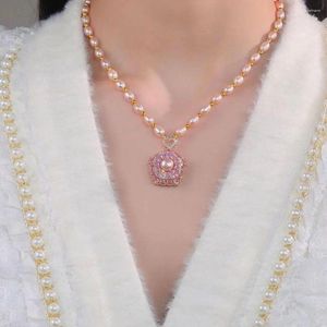 Catene Luck Flower Pearl Necklace Personality Advanced Design Revolving a pendente a pendente Girl rotativo
