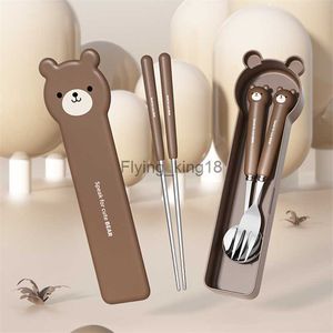 304 Rostfritt stål Cartoon Bear Boxed Portable Table Set Students Outdoor Chopsticks Fork Spoon Set HKD230812