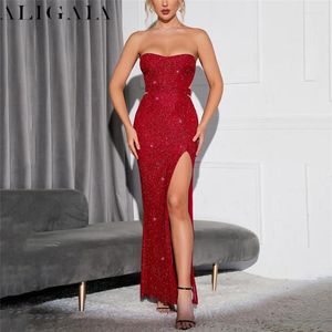 Abiti casual Aligiaia sexy paillettes rosse senza schienale High Split Evening for Women Autunno inverno Elegante Wear Slim Party Club senza spalline