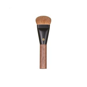 Makeup Tools Professional Handgjorda borstar J134 Mjukt fjädrande Weasel Hair Large Flat Foundation Brush Walnut Handtag Make Up 230822