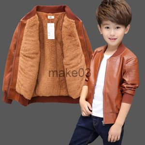 Down Coat Nya anlända pojkrockar Autumn Winter Fashion Korean Children's Plus Velvet Warming Cotton Pu Leather Jacket för 111 Y Kids Hot J230823