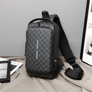 Avenue Sling Bag Designer Men Cross Body Crossbody Sporty Shoulder Bag Casual Chest Fanny Packs Messenger midjebälte Bag Bumbag Kvinnor Tot Wallet