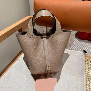 top rank Women designers Cross body bags with lock Bucket bags Fashion style buckle Shoulders bag buckle handbags cowhide Clutch totes hobo purses wallet