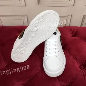 2023 new Luxury Designer Travel leather sneaker fashion lady Flat Running Trainers Letters woman shoe platform men gym sneakers size35-45 hc210806