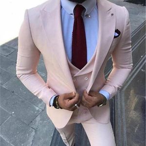 Ternos masculinos Chegada de xale rosa Lappel Wedding Men Tuxedos Tuxedos Terno masculino traje Homme Slim Fit Blazer 3 PCs