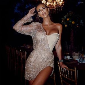 Casual Dresses 2023 Arrival Women Sparkly Champagne Color One-Shoulder Long Sleeve Sexy Strapless Splicing Bandage Mini Bodycon Party Dress