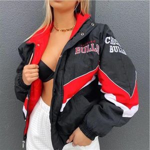 Yiciya Bomber Jacket Printed zamek błyskawiczny z długim rękawem Vintage Racing Kurtka sportowa w stylu poliestrowym bombowcem kurtka bombowca ropa mujer304u