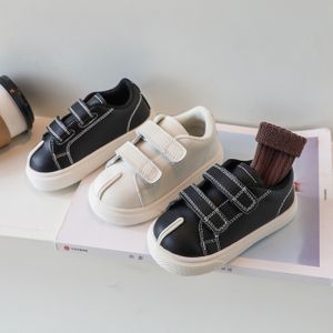 Sneakers 2023 Autumn Koreańska wersja Koreańska „Płótna buty dziewcząt Proste i łatwe w noszeniu zwykłego zarządu chłopców” Student 1 9 lat 230823