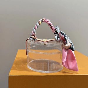 2023ミニコスメチックバッグボックスバッグアクリル透明なバレル型の女性化粧品バッグ宝石メイクアップバッグリボンクラッチバッグ古いフラワーレターブラス女性財布