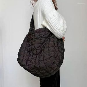 学校のバッグカジュアルな女性肩のデザイナーキルティングパッド付きクロスボディバッグ大容量ナイロントートビッグショッパー財布