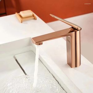 Banyo lavabo musluklar çağdaş basit gül altın havza tek sap musluk için soğuk su karıştırma washbasin kiti metal musluklar