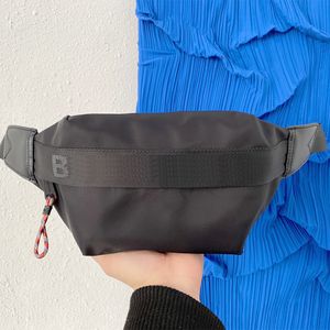 Fanny Pack Designer Bag Luxury Fanny Pack Solid Color Design Pu Belt Bag Temperament Cortile Style Christmas Gift Bag Delivery Gift Box Dust Bag Mycket trevlig