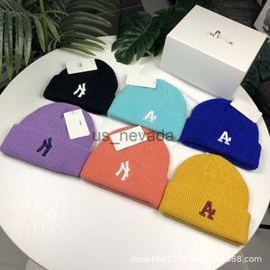 Caps de gorro/crânio 23 novo chapéu de malha coreano de NY outono/inverno à prova de vento 3D Bordado quente casal La Woolen Hat 112501 J230823