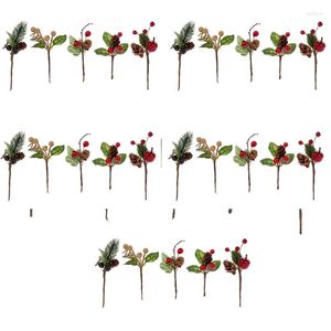 Dekoratif Çiçekler 75pcs Kırmızı Noel Berry ve Çam Konisi Tatil Çiçek Dekoru Çiçek El Sanatları için Holly Şubeleri