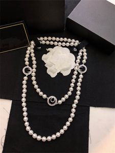 Collane a pendente a catena per maglione per donne cci di marca designer di gioielli di lusso c logo autunno e girocollo invernale Pearl-chain lunghe 588