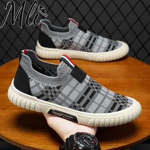 Height Increasing Shoes Men Casual Shoes Breathable Upper Soft Durable Anti-Slip Outsole Light Sneakers Stylish Trend Comfy Summer Male Leisure Shoes 230822