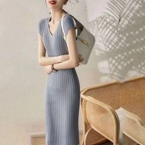 Casual Dresses Elegant Women Maxi Dress Sling Long Short Sleeves V-Neck Knitted Sweater Female Sexy