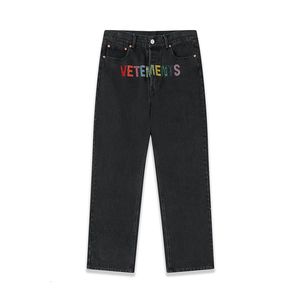 Vetements Men Jeans Real S High Quality Men Women Survetements Designer Jeans Fashion Pants Embroidered Lettered Casual Straight Leg Pants 263