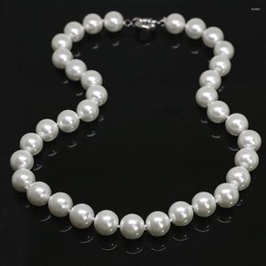 Catene Fashion White Round Shell perline simulate di perle da donna Necclana a catena 8 10 12 14 mm Gioielli di alta qualità producono 18 pollici B1478