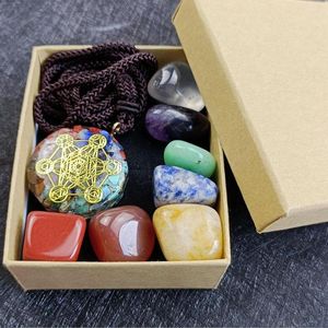 Dekorativa figurer Cameo Harts Gravel Necklace Reiki Collection Box Oregelbunden formad chakra stenuppsättning med sju för gåva