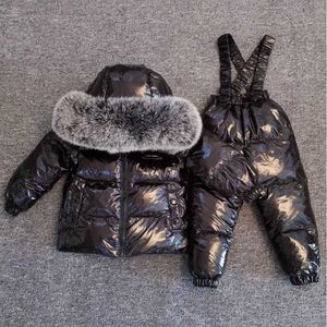 ダウンコート新しい冬の厚い子供たちのダウンジャケット全体的なスーツ