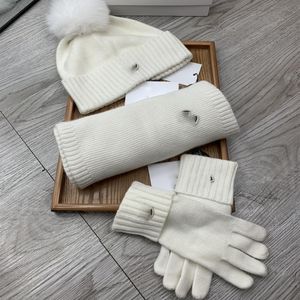Damenschals Mode Mode dreiteiliger Wollanzug Fuchs Haarhutschal Handschuhe Klassische Set Hut Winterschal