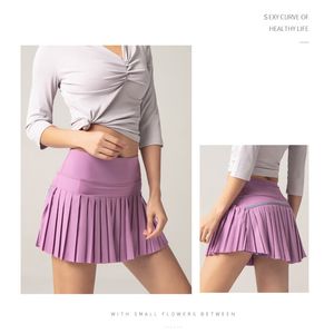 Lu Lu Lemons Sports and Fiess Summer Shorts Dress Womens Anti Glare Outdoor Quick Drying Pantsランニングベアラブルジムショートテニススカート