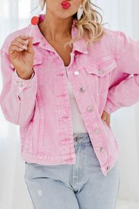 Kvinnorjackor Pink Acid Wash Button Flap Pocket Denim Jacket för kvinnor Hösten långärmad jeansrock 230822