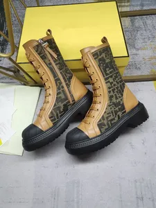 Designer Boots Lace-Up Boots High Quality Men Women Boots Real Leather Half Boot Classic Style Shoes Winter Fall Snow Boots 0821