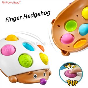 Dekompressionsleksak babyfinger Hedgehog Finger Press Toy Colorful Luminous Early Color Learning Education Decompression Leisure Toys for Kids AC28 230823