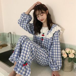 Kvinnors sömnkläder Autumn 2023 Korean Style Long Sleevesquare Collarcollar Pyjamas Set Cotton Soft Plaid 2 Pieces Suits F54