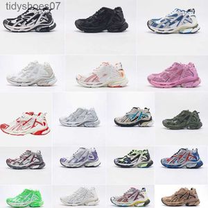 Designer Women Men Runner 7.0 Casual Shoes Sports Mesh Nylon Balenciga Sense Retro Trainers Black White Pink Blue Trend All Match Jogging Handing Top High Sneakers