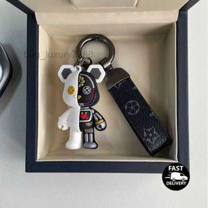 Keychain Car Luxurys Designers Key Chain Solid Color Monogrammed Men Women Bags Pendant Accessories Very Nice