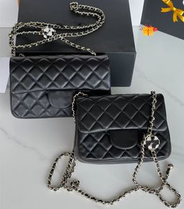 Designer -Tasche 10A Top Tier Qualität kleiner Doppelklappenbeutel Klassiker All Black Geldbeutel gestaßen Kettenbeutel Real Leder Kaviar 23c Handtasche Schulterkreuzgold Gold Bag Mode C.