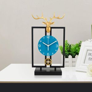 Orologi da parete Gold Metal Silent Clock Modern Design insolito Square Square bambini camera da letto Horloge Murale