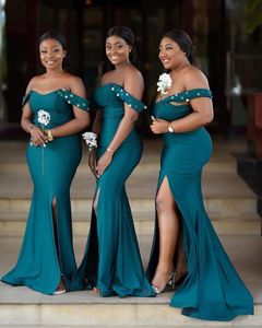 African Hunter Green Bridesmaid Dresses 2023 Sexig Off Shoulder Mermaid Split Side Long aftonklänningar Plus Size Maid of Honor Prom Dress