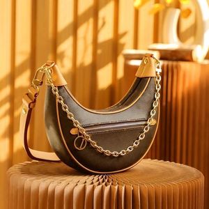 M81098 Designer Hobo Vintage LOOP High Quality Shoulder Bags Underarm S Handbags Crossbody Purse Pouch Half Moon Bag